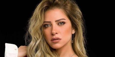 "متى أنجبته".. ريم مصطفى تزف نجلها وسط ذهول الجمهور (فيديو) - تواصل نيوز