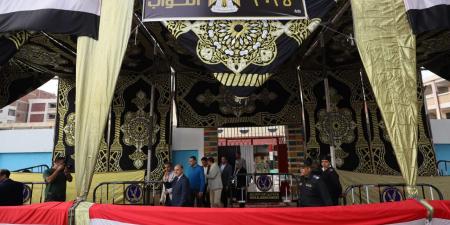 محافظ كفرالشيخ يتفقد اللجان الانتخابية بمجمع مدارس هدى شعراوي للتعليم الأساسي - تواصل نيوز