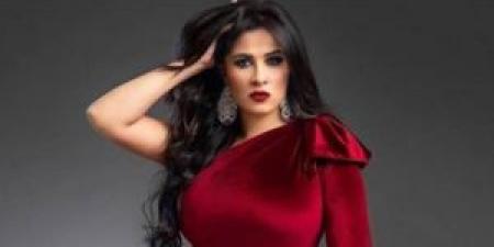 ياسمين عبدالعزيز تبدأ تصوير فيلمها الجديد «خلي بالك من نفسك» - تواصل نيوز