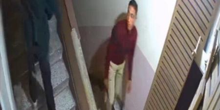 أمن بورسعيد يفحص فيديو متحرش يروع فتاة على سلم عقار - تواصل نيوز