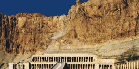 «الآثار» تكشف حقيقة إنشاء مبنى خرساني بمنطقة الدير البحري - تواصل نيوز