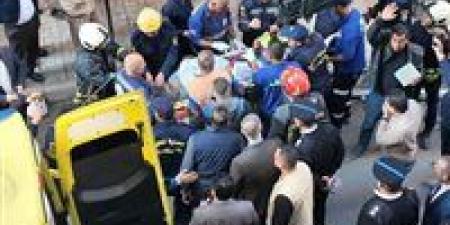 إنقاذ سيدة مسنة وحفيدتيها بعد انهيار جزئي لعقار في كرموز بالإسكندرية - تواصل نيوز