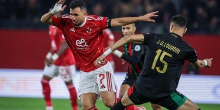 اشتباكات وإصابات بمباراة الأهلي والجيش الملكي المغربي - تواصل نيوز