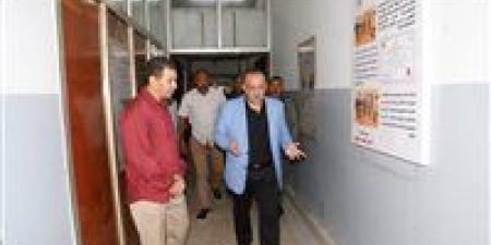 محافظ أسيوط يتابع البرامج التدريبية بمركز علوم الحاسب الآلي وتكنولوجيا المعلومات بالمحافظة وجودة الخدمات المقدمة للمتدربين - تواصل نيوز