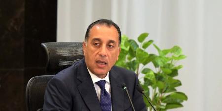 رئيس الوزراء يتابع الموقف التنفيذي لتطوير المناطق المحيطة بهضبة الأهرامات - تواصل نيوز