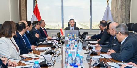 وزير التموين يترأس اجتماع اللجنة العليا للمطاحن لمتابعة انتظام العمل - تواصل نيوز