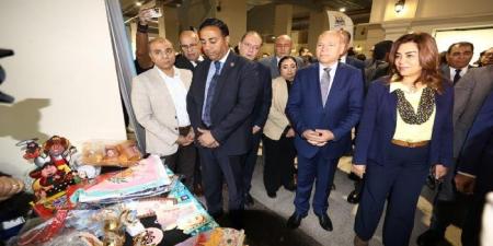 بأسعار مخفضة.. وزيرا التموين والتنمية المحلية يفتتحان سوق ومعرض مستلزمات الأسرة والسلع الغذائية بالسبتيه - تواصل نيوز