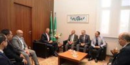 محافظ أسوان: يشيد بجهود الأكاديمية العربية للعلوم والتكنولوجيا والنقل البحرى والجامعة لدعم مشروعات التطوير - تواصل نيوز