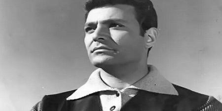 من الطيران إلى أضواء السينما.. ذكرى رحيل «الوسيم الهادئ» إيهاب نافع - تواصل نيوز