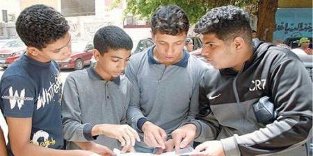 تعليم القاهرة تنشر النموذج الثاني لبوكليت اللغة الإنجليزية للشهادة الإعدادية - تواصل نيوز