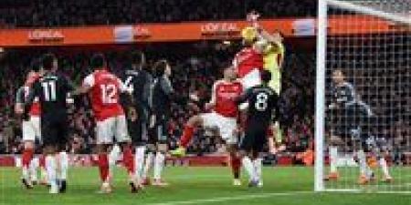 أرسنال يواصل السيطرة على صدارة الدوري الإنجليزي الممتاز برباعية في مرمى أستون فيلا ومانشستر يونايتد يسقط أمام وولفرهامبتون - تواصل نيوز