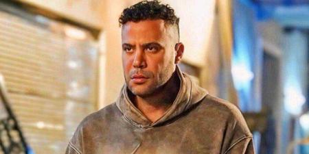 «أنا ابن أكبر نجم في التاريخ».. محمد إمام يعلق على المنافسة الفنية - تواصل نيوز