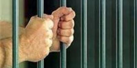 تجديد حبس عامل احترف النصب الإلكتروني على المواطنين في المنيا - تواصل نيوز