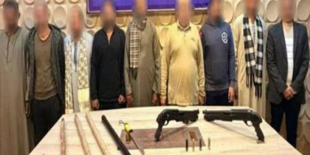 مشاجرة بالأسلحة النارية والبيضاء في شوارع بدر.. والأمن يضبط طرفيها - تواصل نيوز