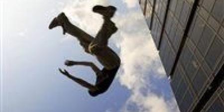 سقوط مأساوي ينهي حياة شاب سوداني من الطابق السابع بفيصل - تواصل نيوز