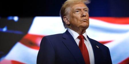 الرئيس الأمريكي يفرض رسوما جمركية على الدنمارك ودول أوروبية بسبب "غرينلاند" - تواصل نيوز