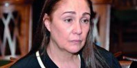 في هذا الموعد.. الفنانة شيرين تستقبل عزاء شقيقها الراحل - تواصل نيوز