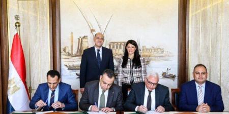 لاستخراج «الفيش» من مراكز تكنولوجية متنقلة.. بروتوكول تعاون بين «التخطيط» و«الداخلية» - تواصل نيوز