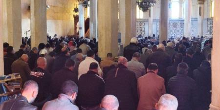 تشييع جثمان رجل الأعمال طاهر القويري من مسجد المواساة بالإسكندرية - تواصل نيوز