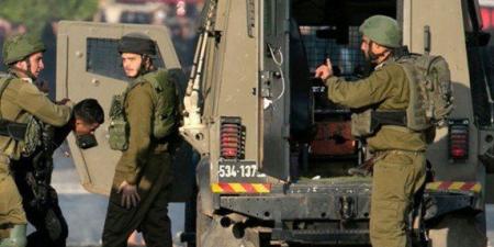 الاحتلال الإسرائيلي يشن حملة اعتقالات بحق 13 فلسطينيا في الضفة الغربية - تواصل نيوز