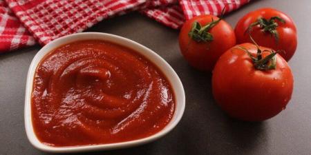 وفري التكاليف.. طريقة عمل الكاتشب في المنزل «زي الجاهز» - تواصل نيوز