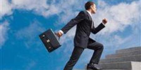 قانون الخدمة المدنية يحدد ضوابط ترقية موظفي الدولة وشروط الأداء والكفاءة - تواصل نيوز