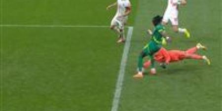 منتخب المغرب.. شريف ندياي يهدر أغرب انفراد لـ السنغال أمام المغرب وتألق ياسين بونو في نهائي كأس الأمم الإفريقية - تواصل نيوز