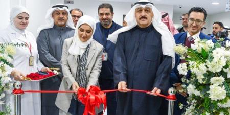 الكويت.. وزير الصحة يفتتح جناحاً إضافياً للجراحة في المستشفى الأميري - تواصل نيوز
