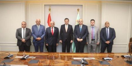 وزير الزراعة يشهد توقيع مشروعين تنمويين بين «بحوث الصحراء» و«أكساد» - تواصل نيوز