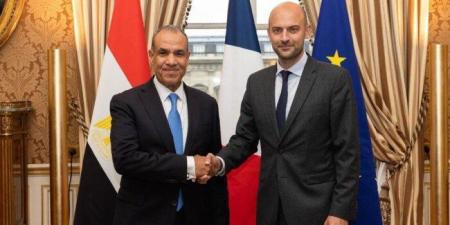 وزير الخارجية المصري يبحث مع نظيره الفرنسي خفض التصعيد في المنطقة.. تفاصيل اللقاء - تواصل نيوز
