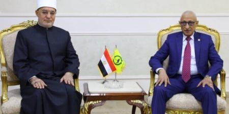 محافظ شمال سيناء يستقبل مفتي الجمهورية لبحث سُبل التعاون المشترك - تواصل نيوز