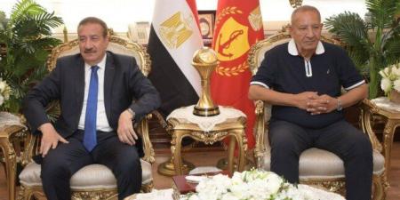 محافظ بورسعيد يستقبل مجلس إدارة النادي المصري واللاعبين أبطال كأس عاصمة مصر - تواصل نيوز