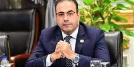 الدكتور محمود حسين يهنئ النادي المصري بفوزه بكأس الرابطة المصرية - تواصل نيوز