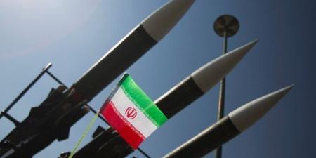 الحرس الثوري الإيراني يستهدف الأسطول البحري الخامس الأمريكي في البحرين - تواصل نيوز