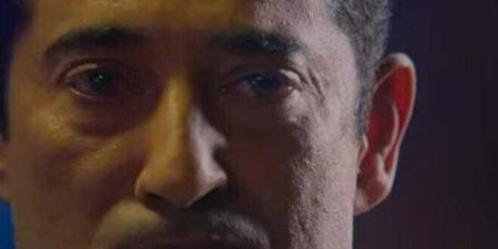 عمرو سعد ناعيا عبد العزيز مخيون: «كنت زي أبويا» - تواصل نيوز