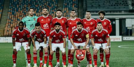 خلال الفترة الصيفية.. الأهلي يبدأ تسويق أشرف داري بعد تأخر كالمار السويدي عن تفعيل بند الشراء - تواصل نيوز