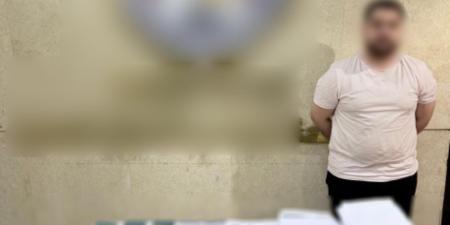 ضبط صاحب شركة وهمية للنصب على راغبي السفر للخارج والاستيلاء على أموالهم - تواصل نيوز
