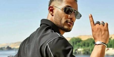 بلاغ لمباحث الإنترنت.. استخدام محمد رمضان ومصطفى حسني وآخرين بتقنية الذكاء الاصطناعي للنصب على المصريين - تواصل نيوز