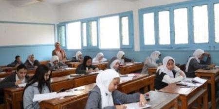 هل جري تسريب امتحانات الشهادة الإعدادية بالجيزة على جروبات الغش؟ بيان رسمى يحسم الجدل - تواصل نيوز