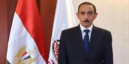 محافظ سوهاج يحيل واقعة إتلاف طلاب لأثاث مدرسة للتحقيق العاجل - تواصل نيوز