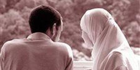 عطية لاشين يوضح حكم قول الزوجة لزوجها "أنت لست على ذمتي" ومدى أحقيتها في إيقاع الطلاق - تواصل نيوز
