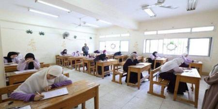 للقسم الأدبي.. بدء امتحان اللغة الإنجليزية للثانوية الأزهرية 2026 - تواصل نيوز
