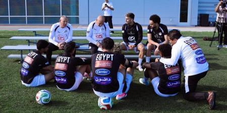 قراءة الفاتحة ومداعبات تريزيجيه ومرموش أبرز لقطات مران المنتخب استعدادا لبلجيكا - تواصل نيوز