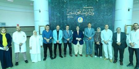رئيس جامعة كفر الشيخ يتفقد المستشفى الجامعي لمتابعة جودة الخدمات الطبية والمنظومة الصحية - تواصل نيوز
