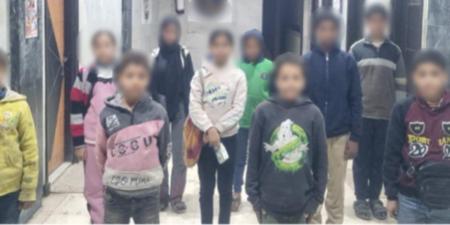 الداخلية تضبط (10) متهمين لاستغلال (8) أحداث في التسول وبيع السلع بالقاهرة - تواصل نيوز