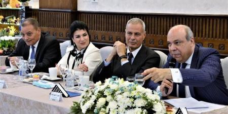 وزير الطيران: 7 تحالفات تتنافس على إدارة مطار الغردقة والعمالة صمام أمان - تواصل نيوز