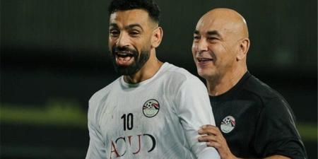 حسام حسن يهنئ محمد صلاح بعد هاتريك جالطة سراي - تواصل نيوز