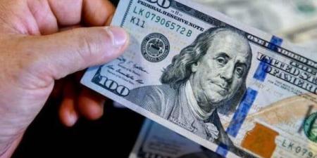 سعر الدولار الآن.. استقرار العملة الأمريكية بالبنوك وشركات الصرافة - تواصل نيوز