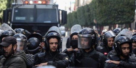 تونس.. توقيف 15 ناشطاً بـ "أسطول الصمود" إثر مسيرة المطالبة بالإفراج عن موقوفي الهيئة - تواصل نيوز