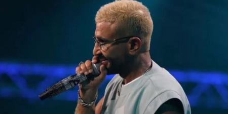 أحمد سعد يفاجئ جمهور أبوظبي بأغنية لكاظم الساهر.. «أنا مش بتاع حزن» - تواصل نيوز
